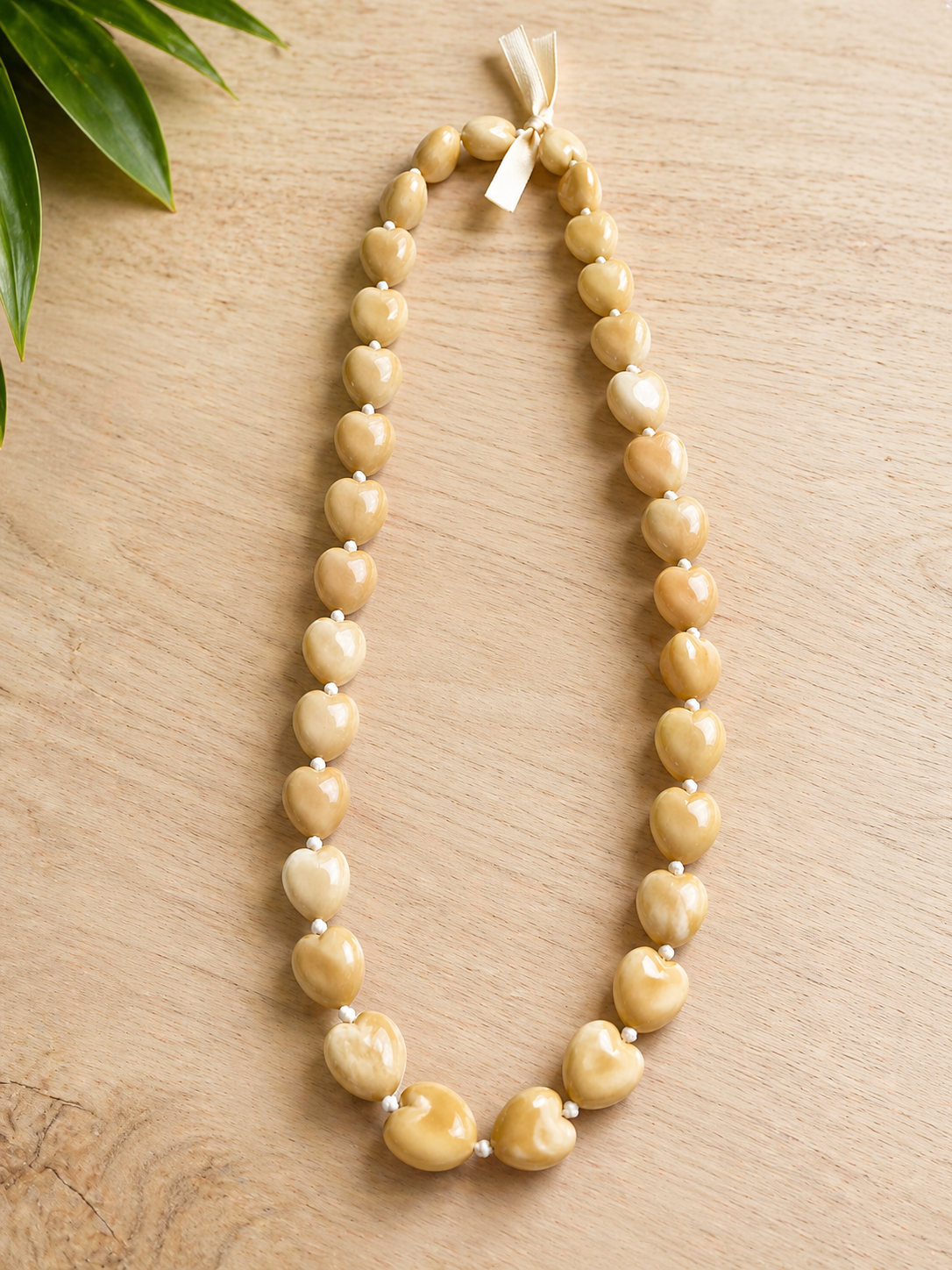 White Kukui Nut Lei