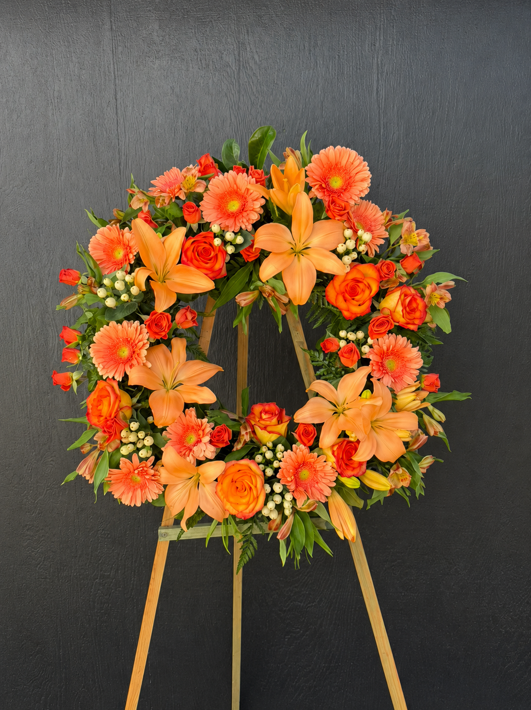 Perfectly Peach - Standing Wreath