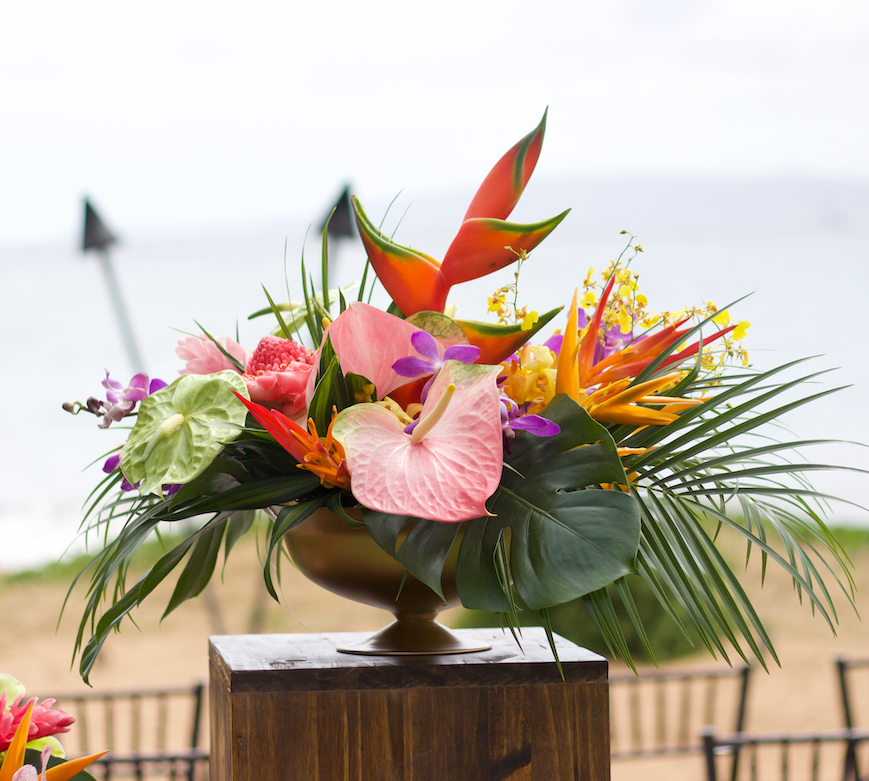 Tropical Vibrance - Round Table Decor