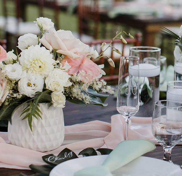 Ocean Song - Round Table Decor - Fernhouse Flowers Maui
