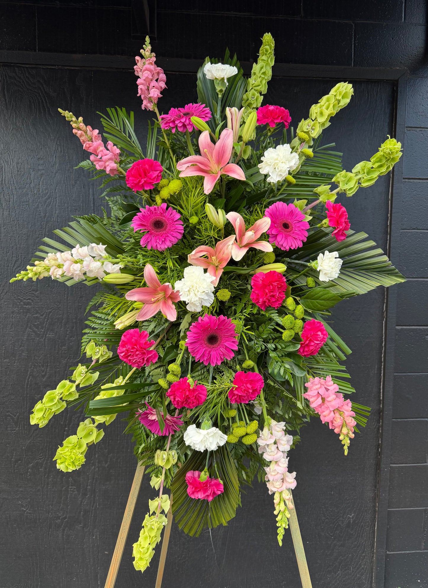 Pretty in Pink - Standing Spray
