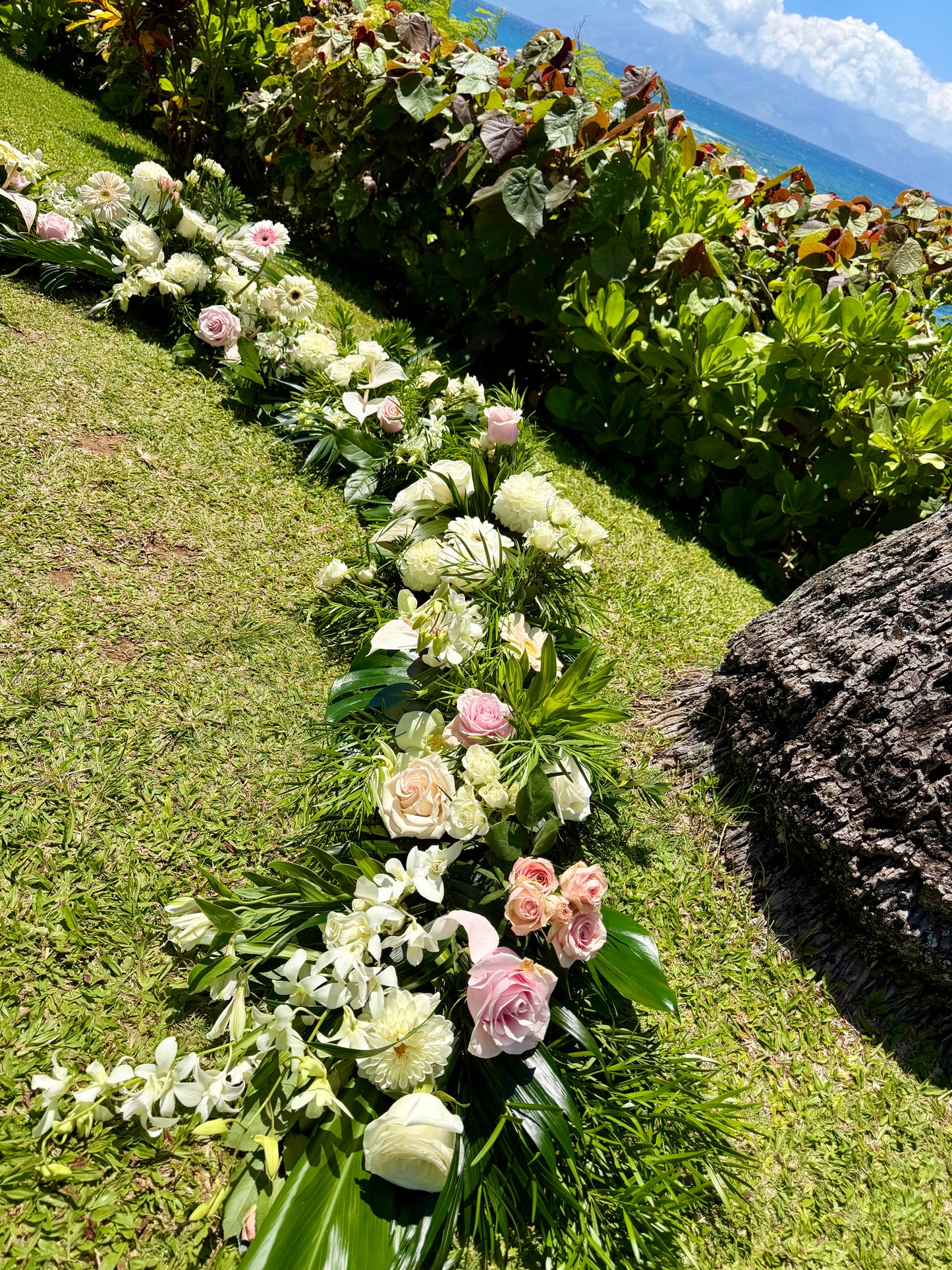 Romantic Tones - Flower Garland Circle