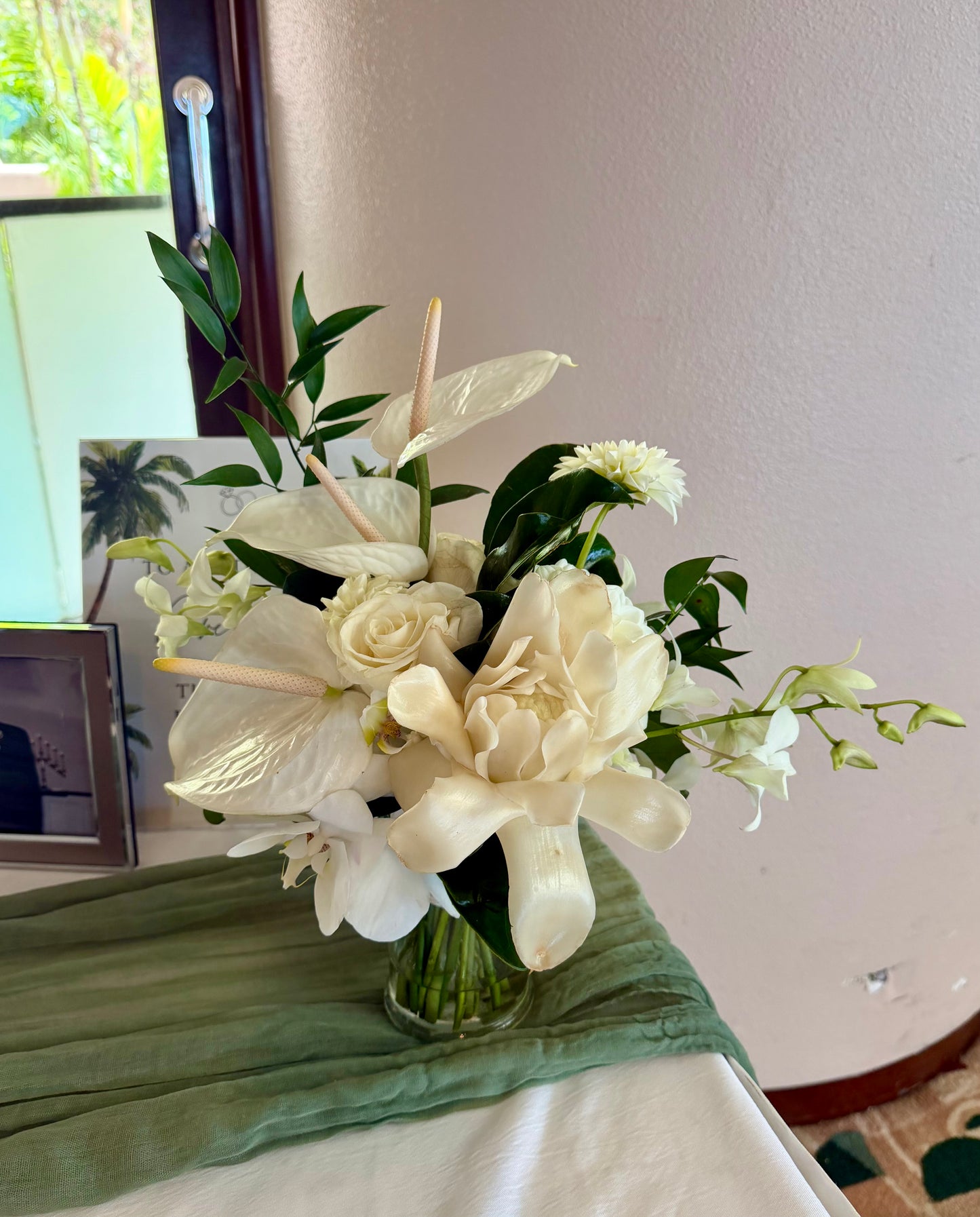 Hawaiian Goddess - Accent Arrangement