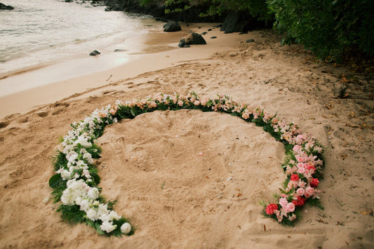 Love of My Life - Flower Garland Circle - Fernhouse Flowers Maui
